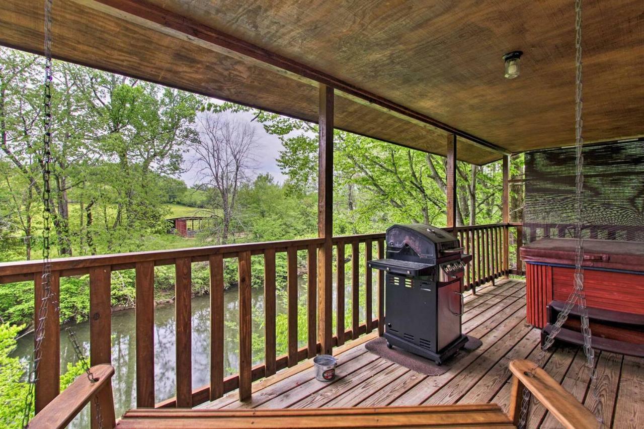 River Rush- Cozy Riverfront Cabin 5 Mi To Pigeon Forge Sevierville Exterior photo